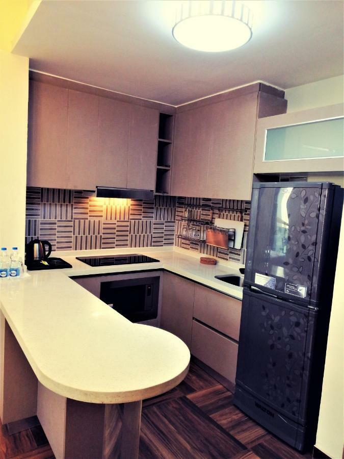 Coventina Lake Suites Dhaka Buitenkant foto